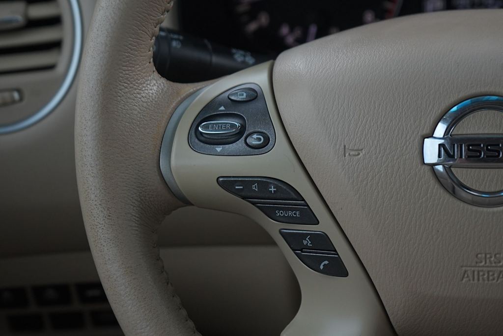 Thumbnail: 2013 Nissan Pathfinder - 23
