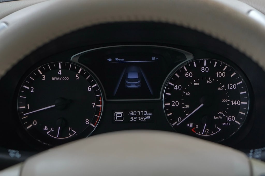Thumbnail: 2013 Nissan Pathfinder - 17