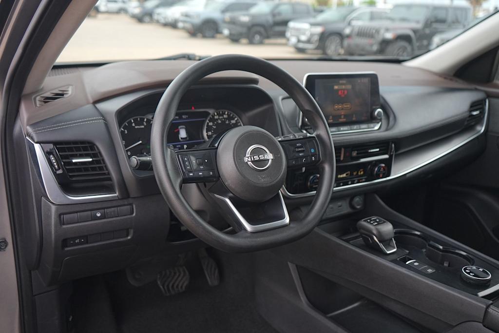 Thumbnail: 2022 Nissan Rogue - 2