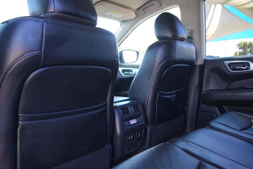 Thumbnail: 2019 Nissan Pathfinder - 13