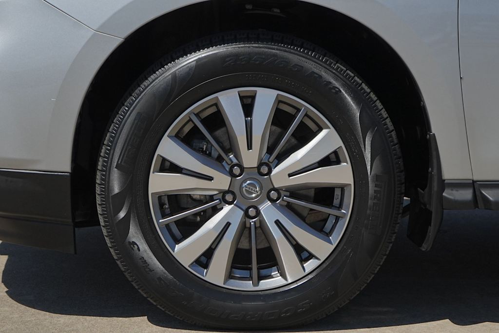 Thumbnail: 2019 Nissan Pathfinder - 8