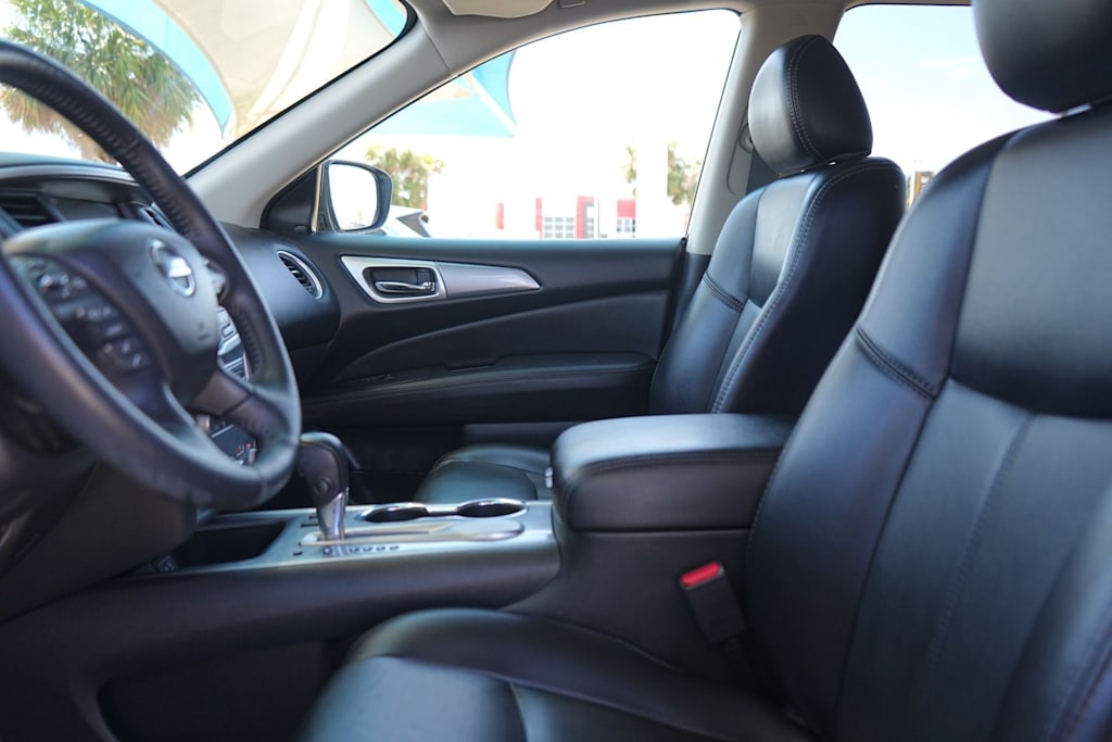 Thumbnail: 2019 Nissan Pathfinder - 11