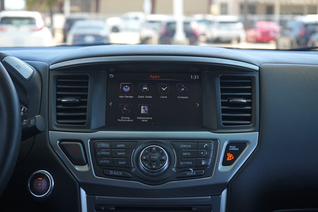 Thumbnail: 2019 Nissan Pathfinder - 15