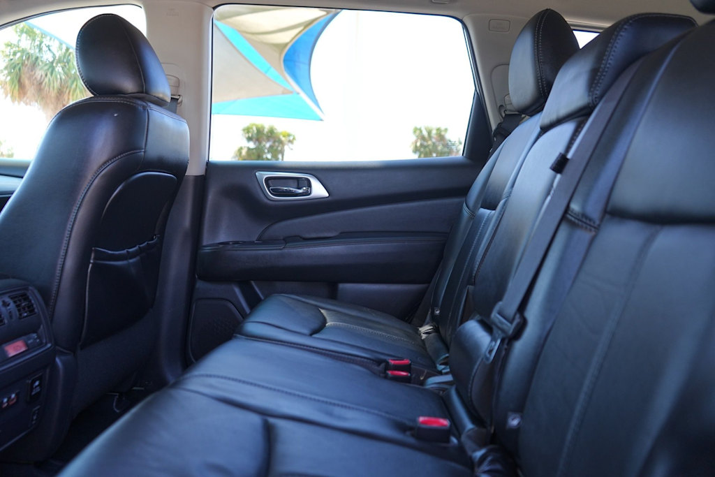 Thumbnail: 2019 Nissan Pathfinder - 22