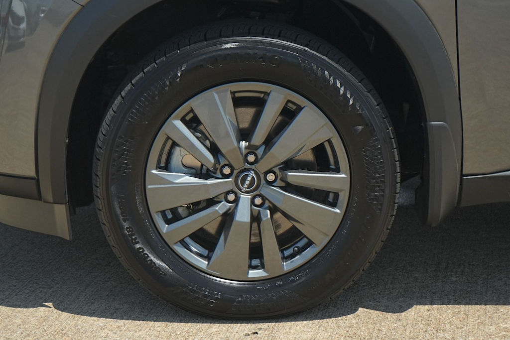 Thumbnail: 2025 Nissan Pathfinder - 8