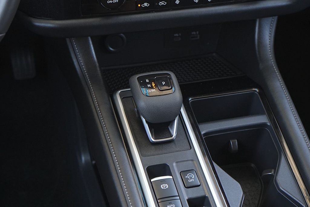 Thumbnail: 2025 Nissan Pathfinder - 16