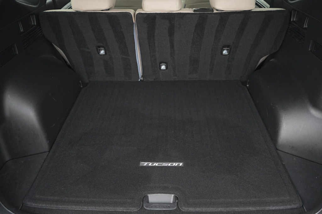 Thumbnail: 2023 Hyundai Tucson - 18