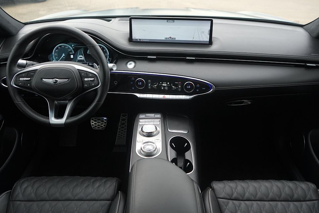 Thumbnail: 2024 Genesis GV70 - 10