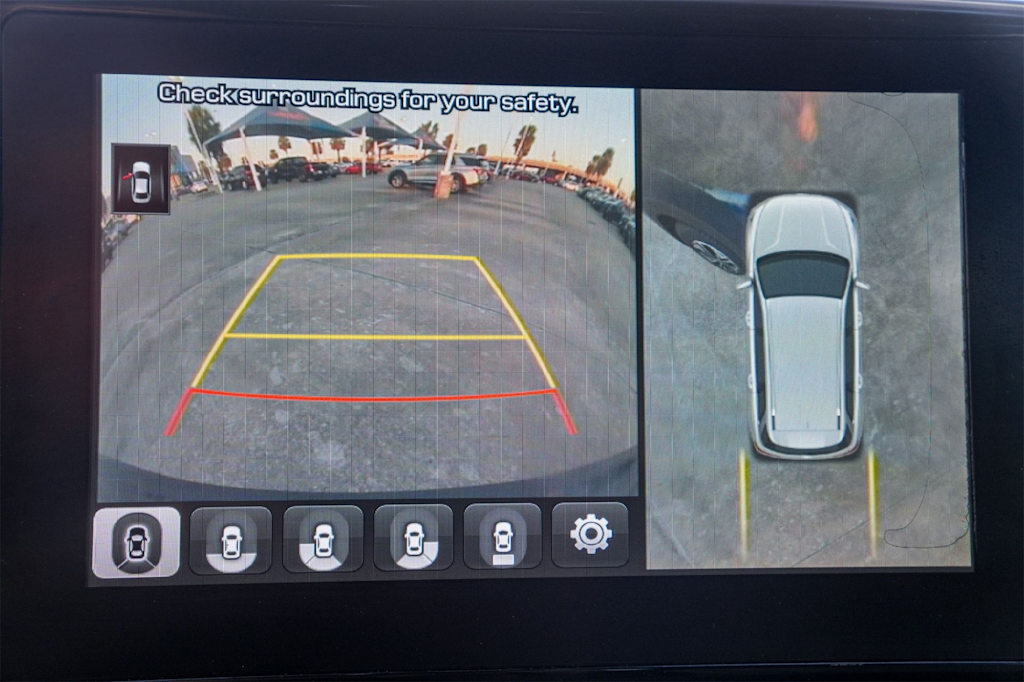 Thumbnail: 2020 Hyundai Santa Fe - 25