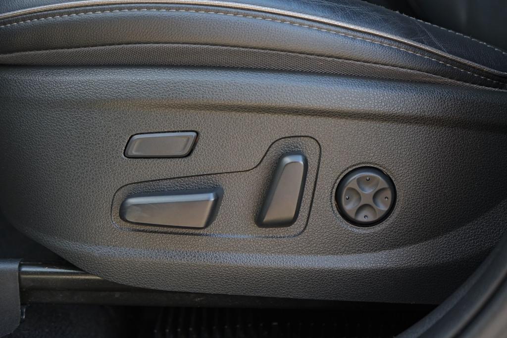 Thumbnail: 2023 Hyundai Santa Fe - 20