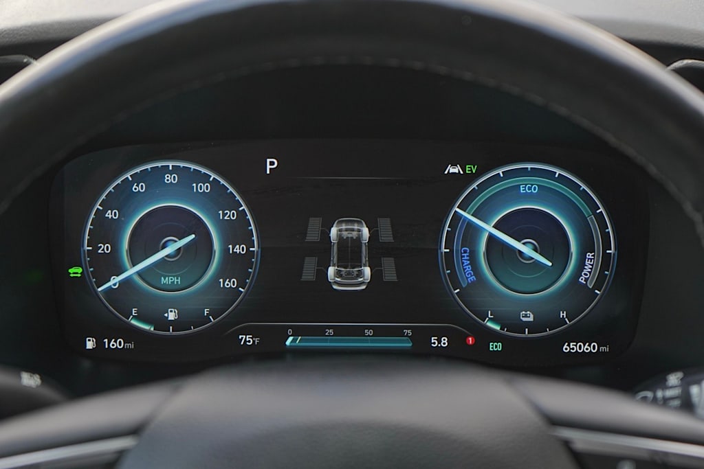 Thumbnail: 2023 Hyundai Santa Fe - 16