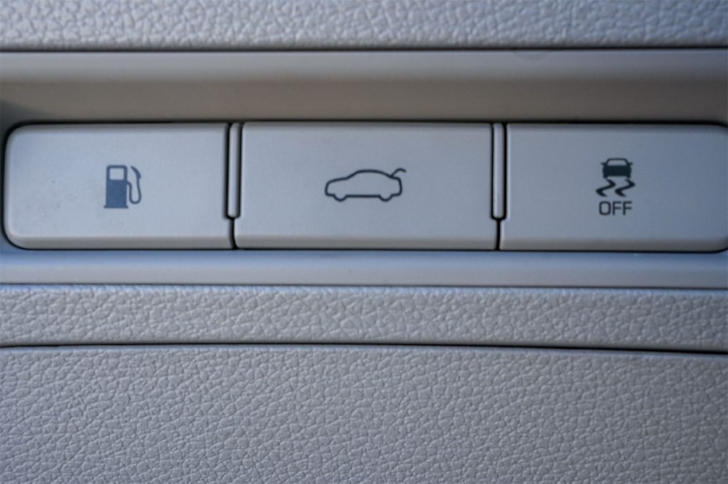 Thumbnail: 2018 Hyundai Sonata - 24