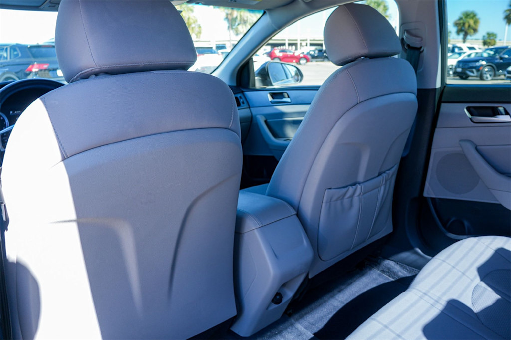 Thumbnail: 2018 Hyundai Sonata - 12