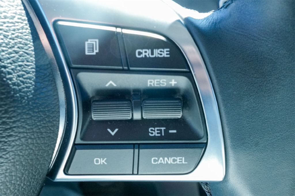 Thumbnail: 2018 Hyundai Sonata - 28