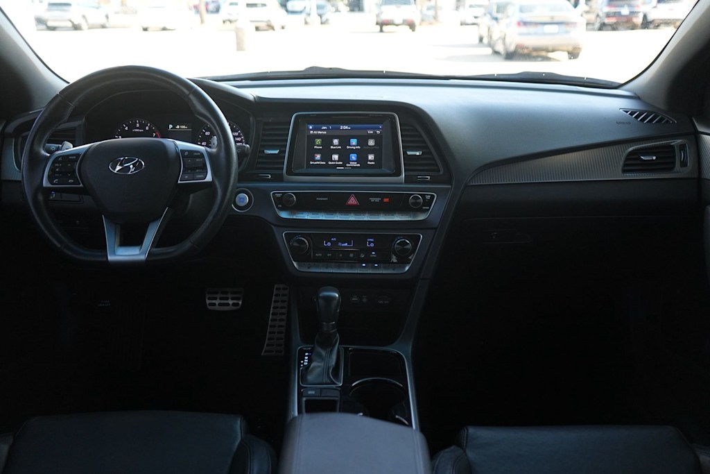 Thumbnail: 2019 Hyundai Sonata - 10