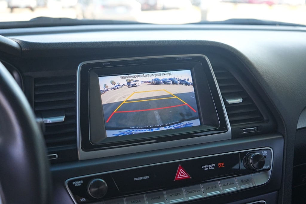 Thumbnail: 2019 Hyundai Sonata - 24