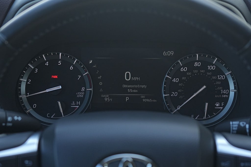 Thumbnail: 2020 Toyota Highlander - 17