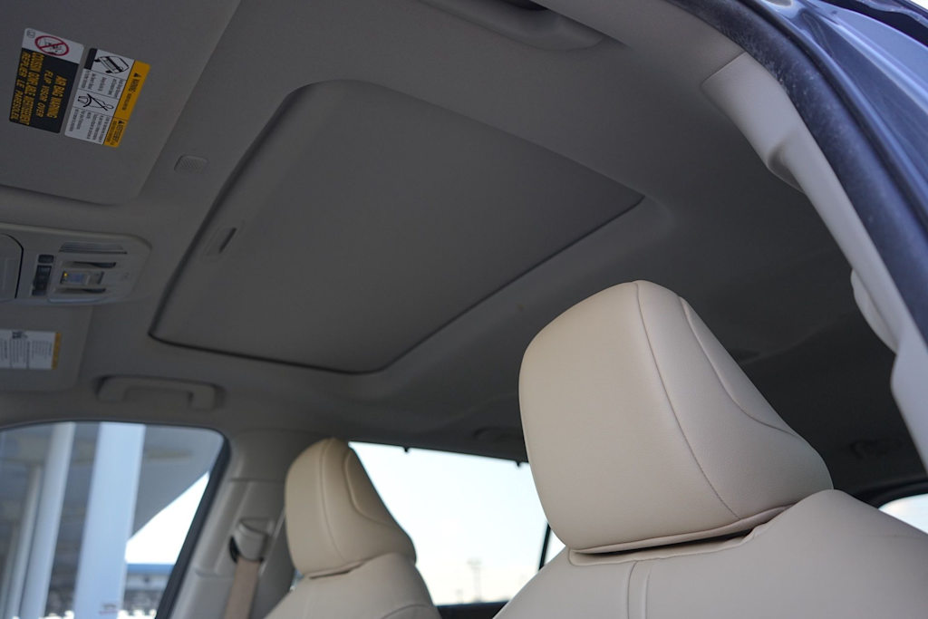 Thumbnail: 2020 Toyota Highlander - 28
