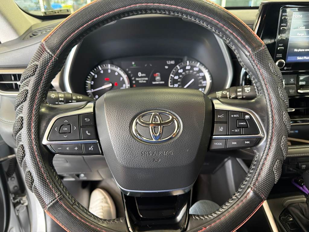 Thumbnail: 2021 Toyota Highlander - 2