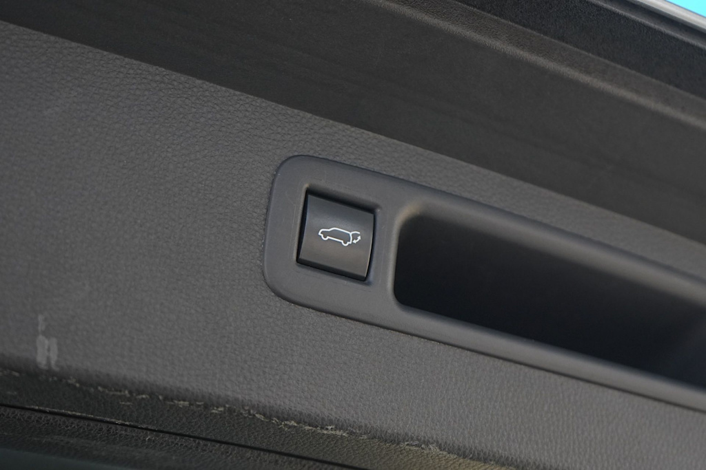 Thumbnail: 2021 Toyota Highlander - 29
