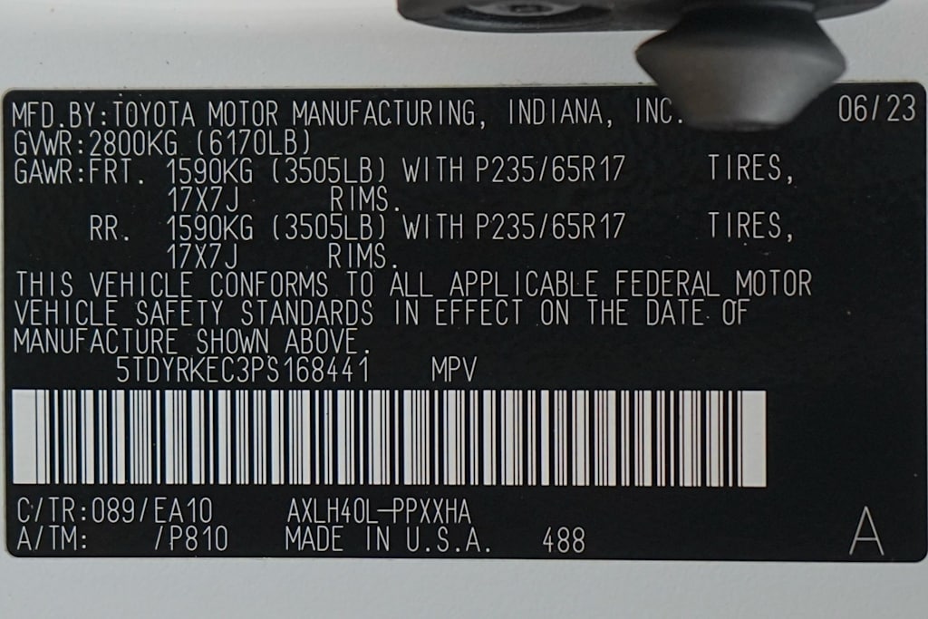 Thumbnail: 2023 Toyota Sienna - 30