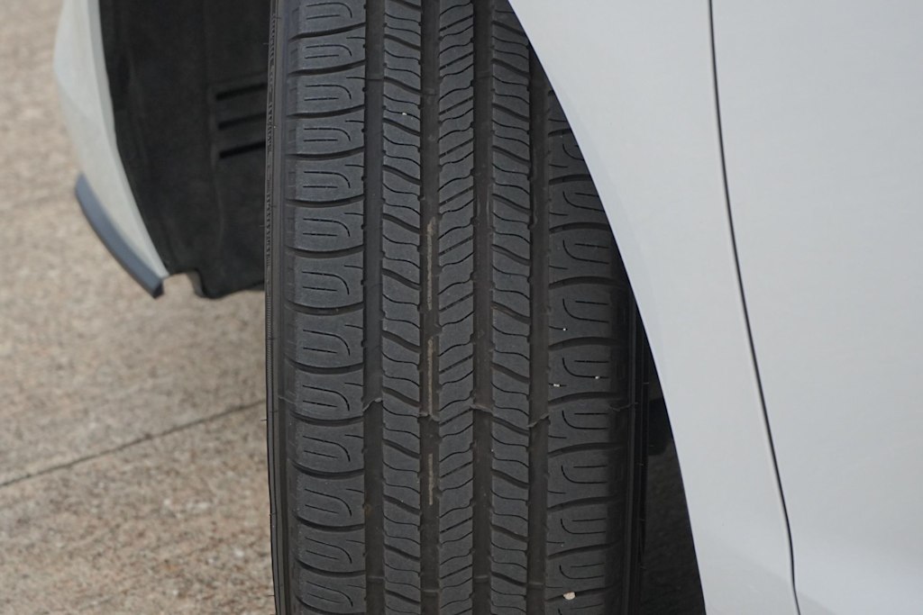 Thumbnail: 2023 Toyota Sienna - 20