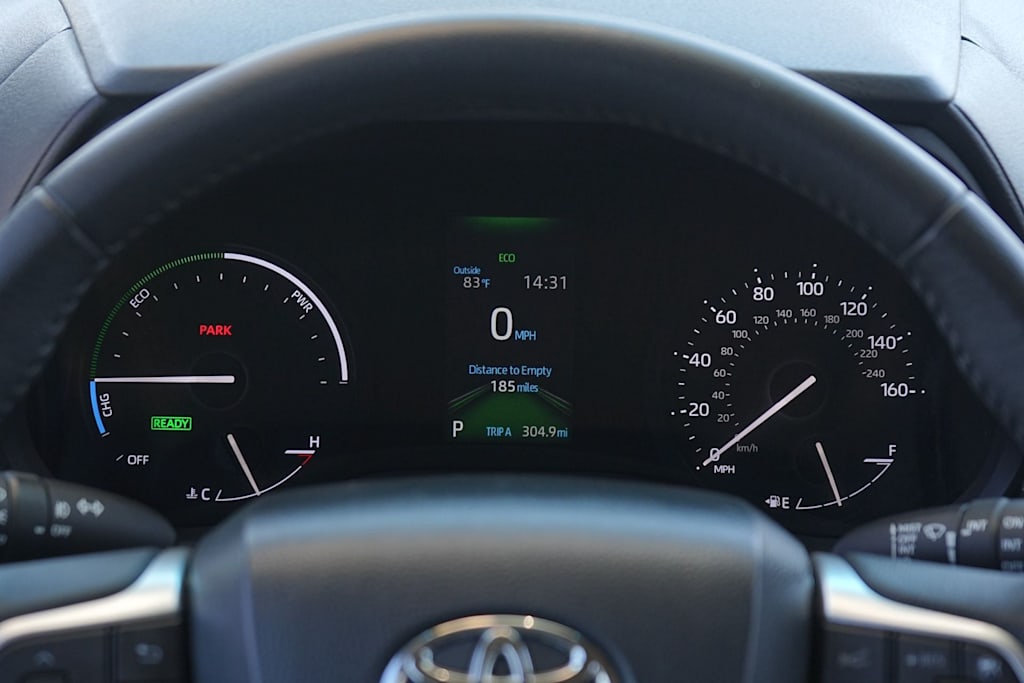 Thumbnail: 2023 Toyota Sienna - 17