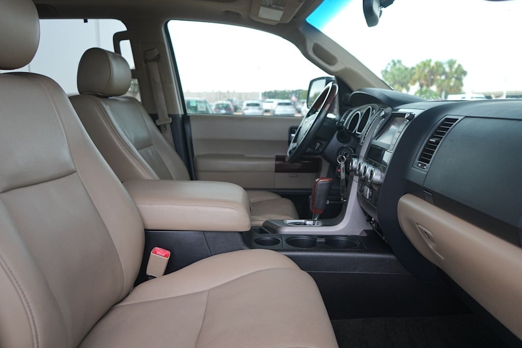 Thumbnail: 2013 Toyota Sequoia - 12