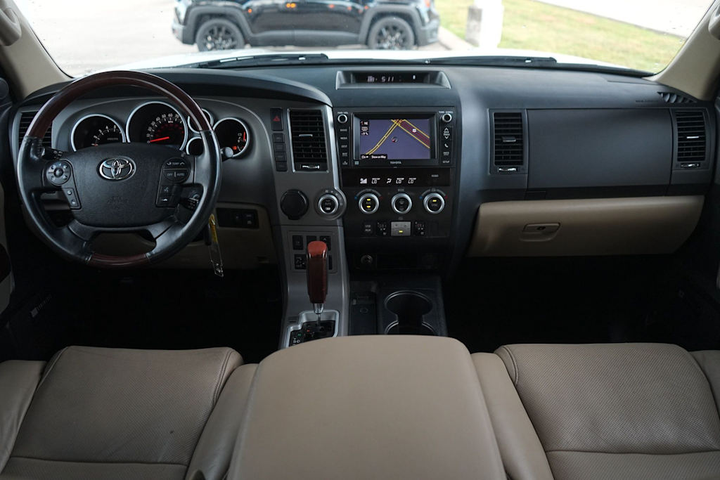 Thumbnail: 2013 Toyota Sequoia - 10