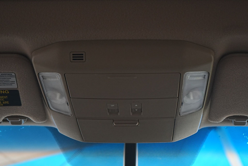 Thumbnail: 2013 Toyota Sequoia - 25