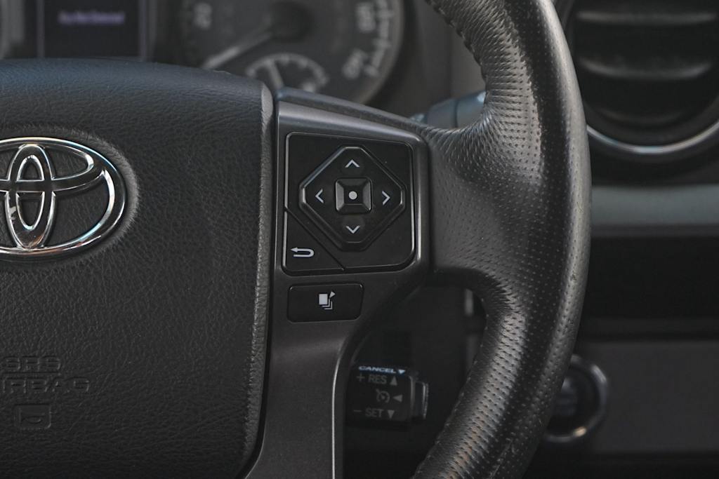 Thumbnail: 2017 Toyota Tacoma - 24