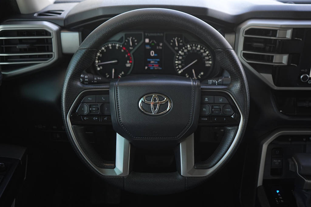 Thumbnail: 2024 Toyota Tundra - 14