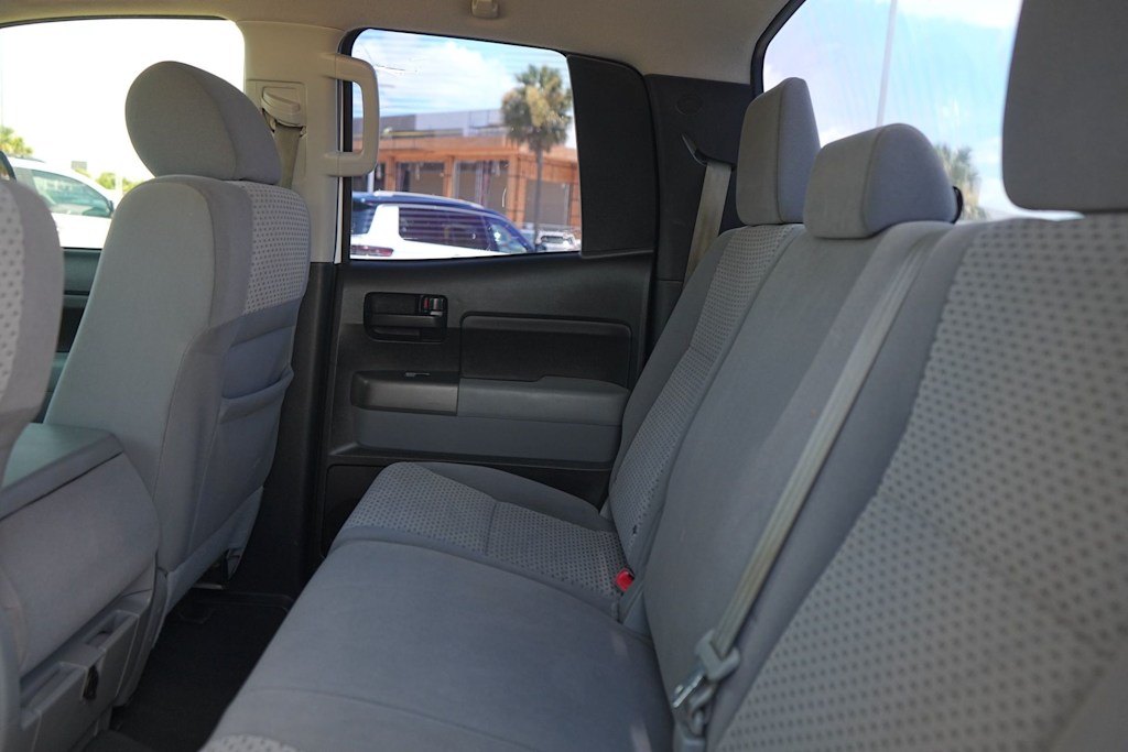 Thumbnail: 2013 Toyota Tundra - 21