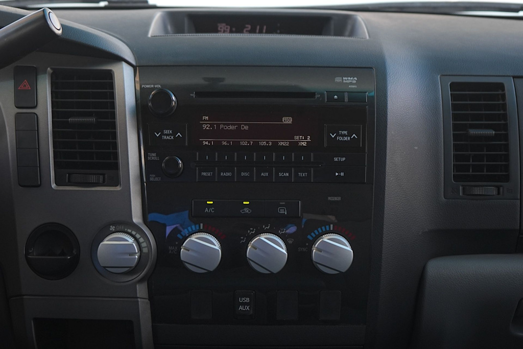 Thumbnail: 2013 Toyota Tundra - 14