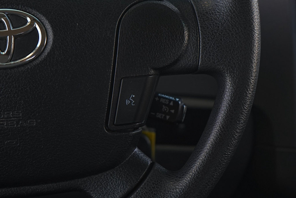 Thumbnail: 2013 Toyota Tundra - 23