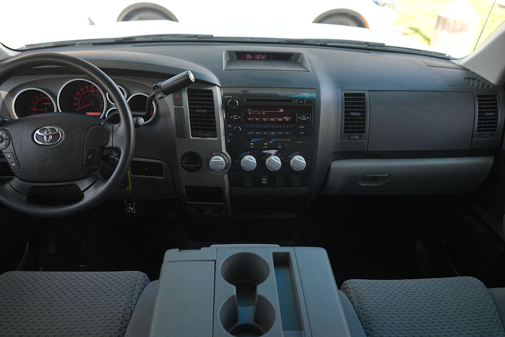 Thumbnail: 2013 Toyota Tundra - 9