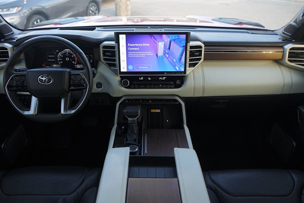 Thumbnail: 2022 Toyota Tundra - 10