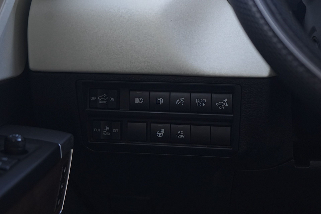 Thumbnail: 2022 Toyota Tundra - 25