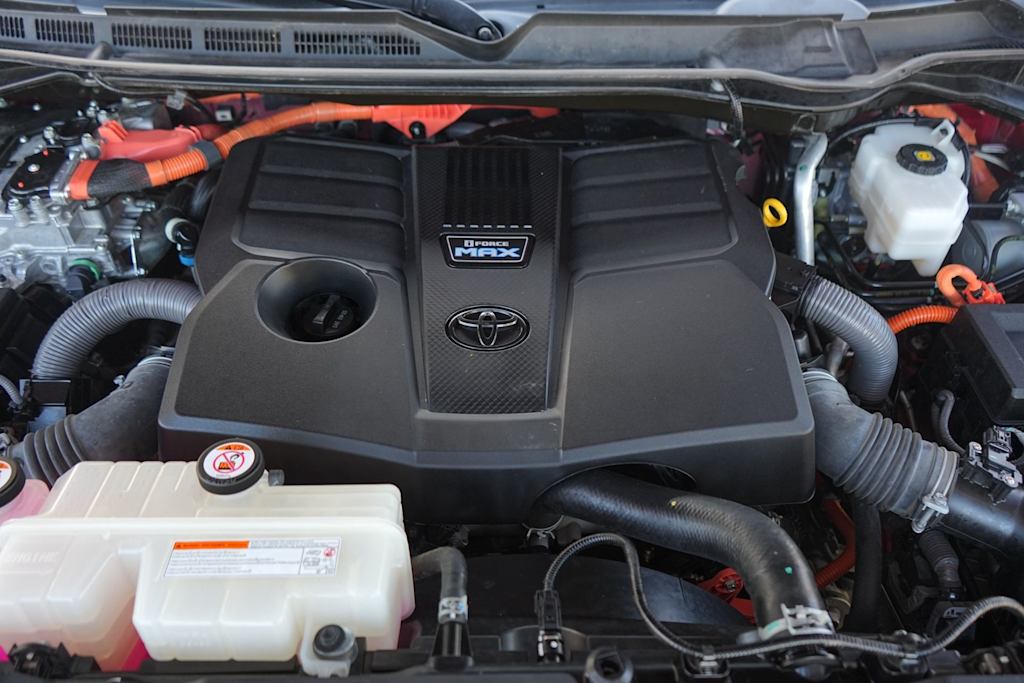 Thumbnail: 2022 Toyota Tundra - 9