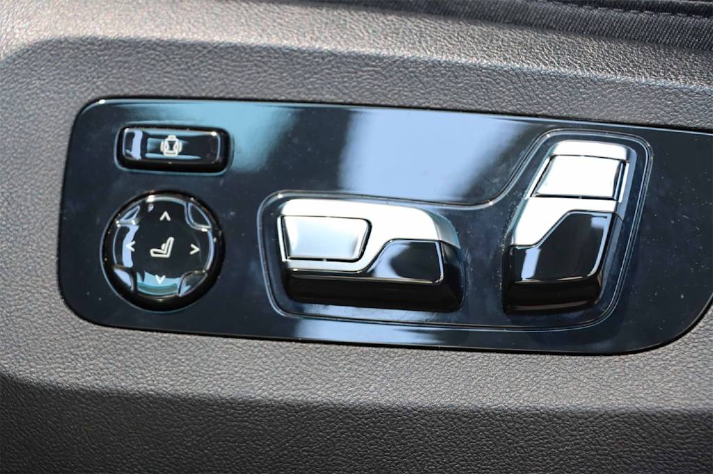 Thumbnail: 2024 BMW X5 - 29