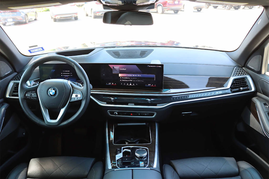 Thumbnail: 2024 BMW X5 - 10