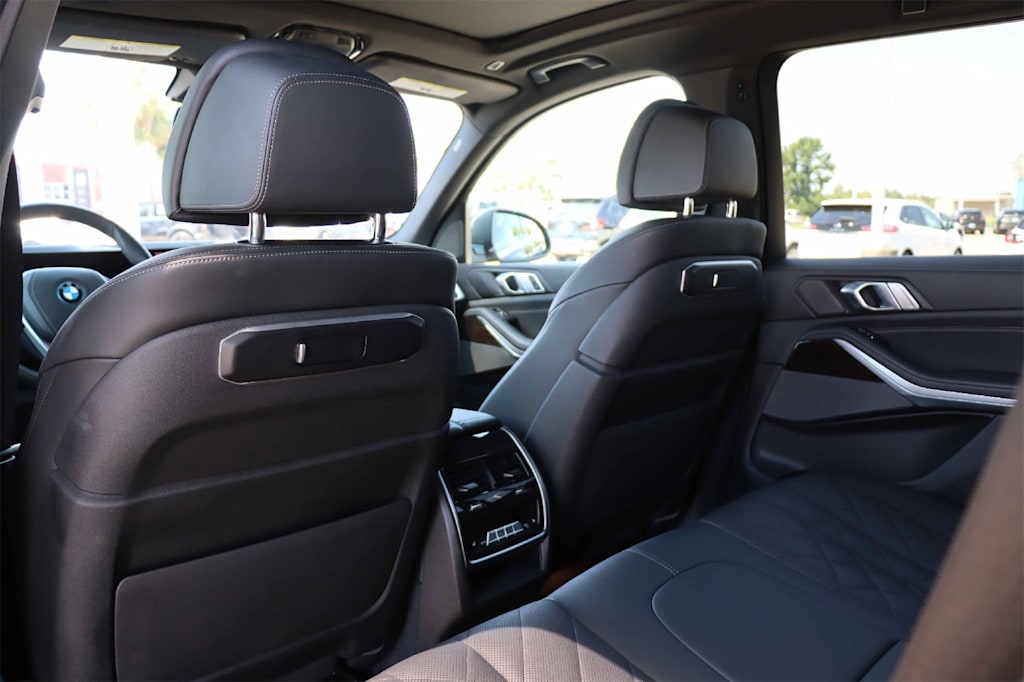 Thumbnail: 2024 BMW X5 - 13