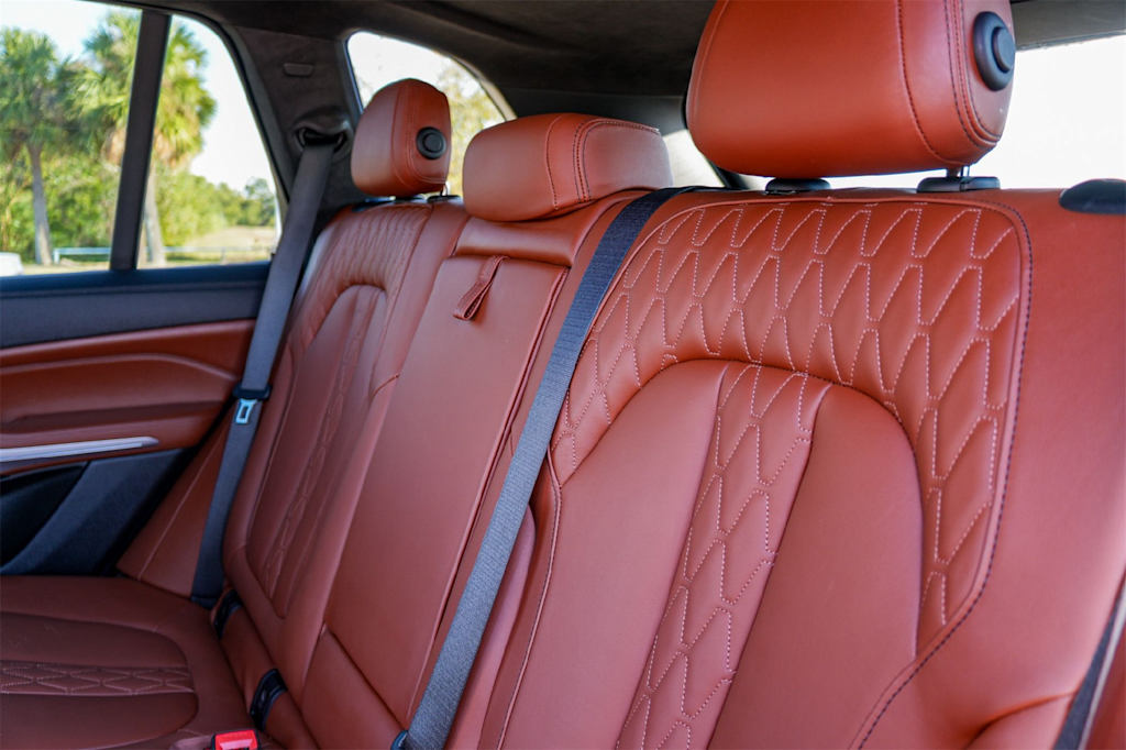 Thumbnail: 2022 BMW X5 - 12