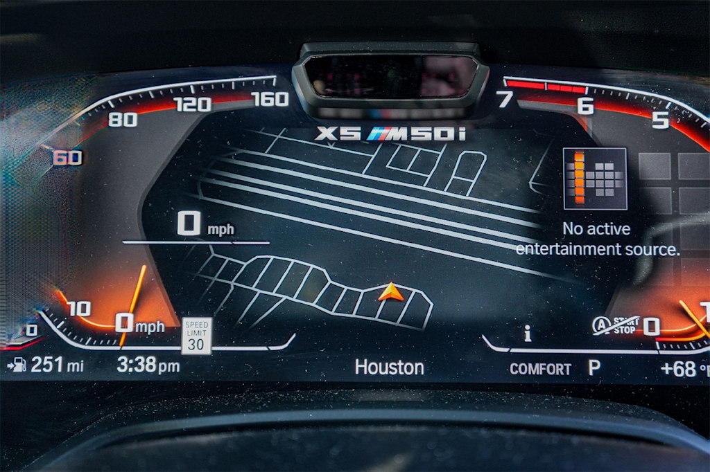 Thumbnail: 2022 BMW X5 - 17