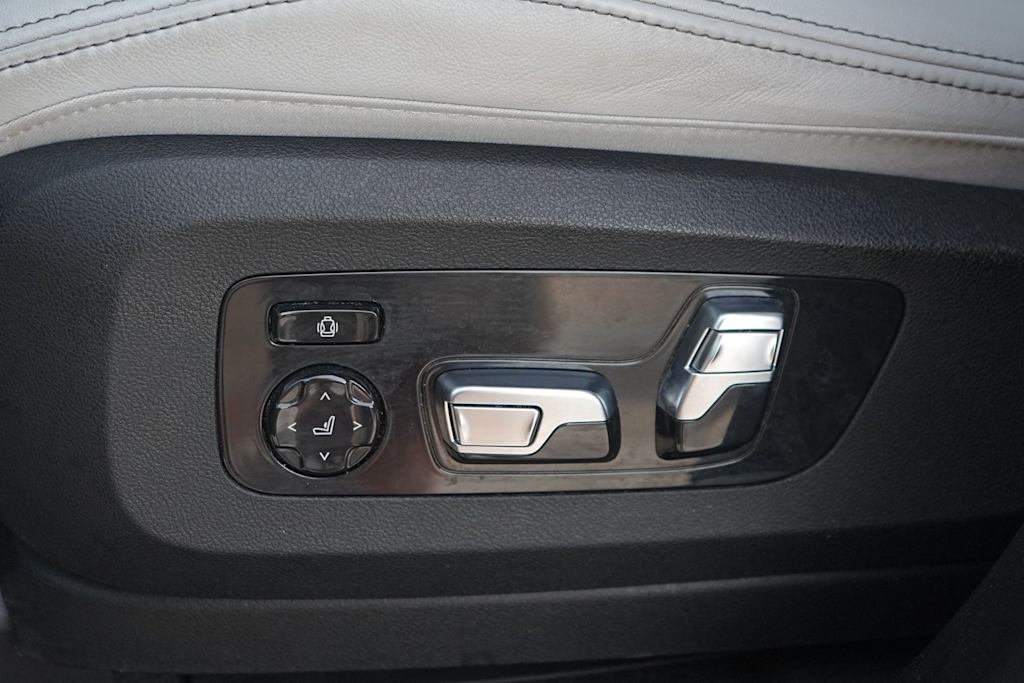 Thumbnail: 2023 BMW X5 - 21
