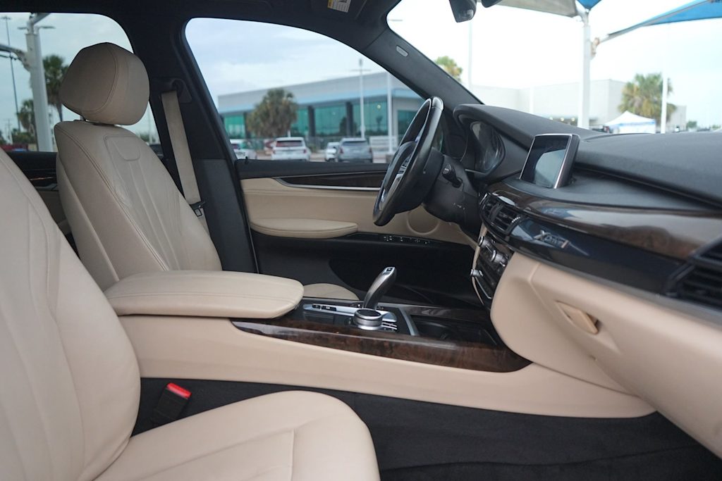 Thumbnail: 2017 BMW X5 - 11