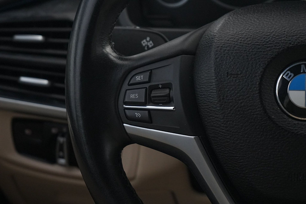 Thumbnail: 2017 BMW X5 - 23