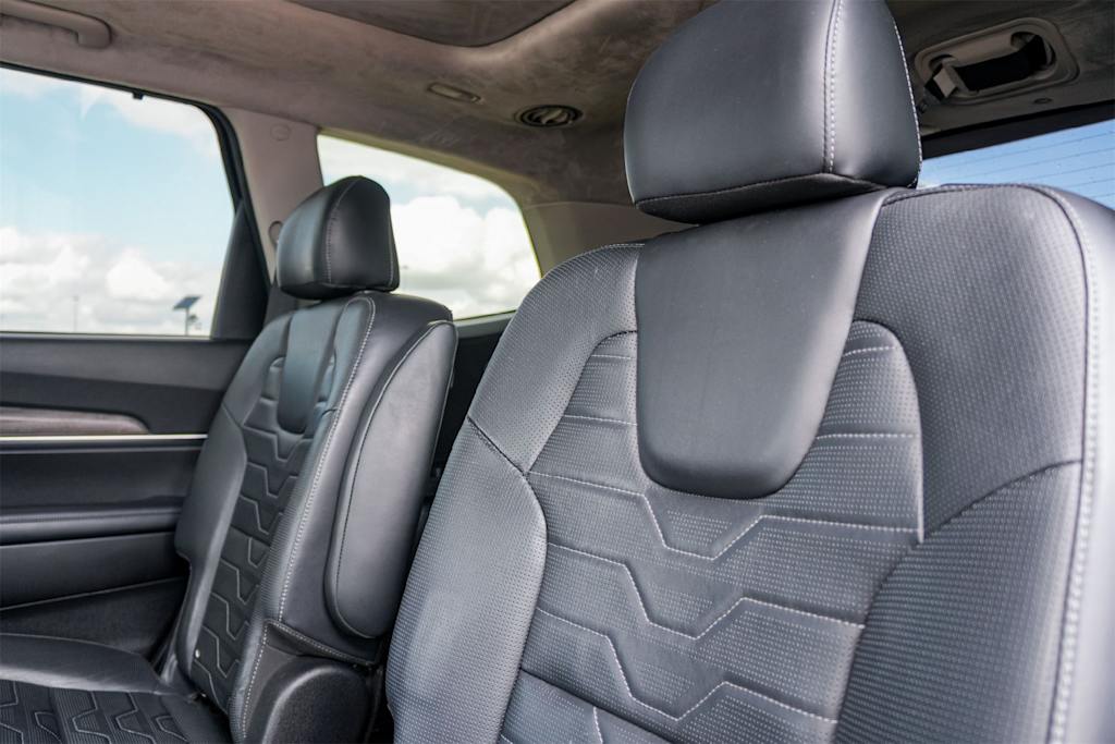 Thumbnail: 2022 Kia Telluride - 11