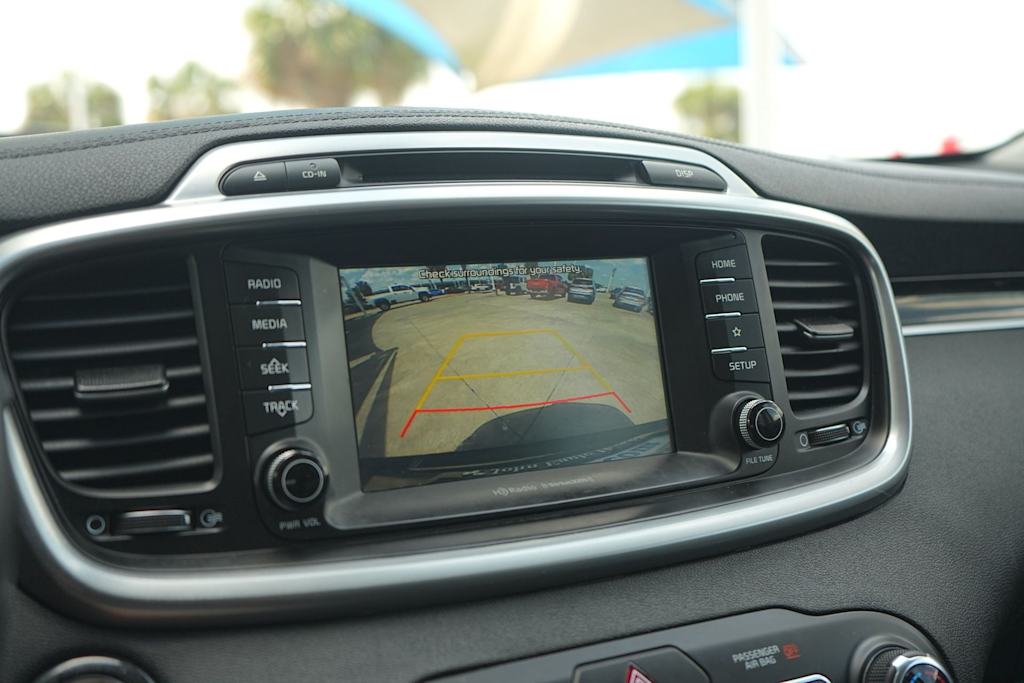 Thumbnail: 2019 Kia Sorento - 25