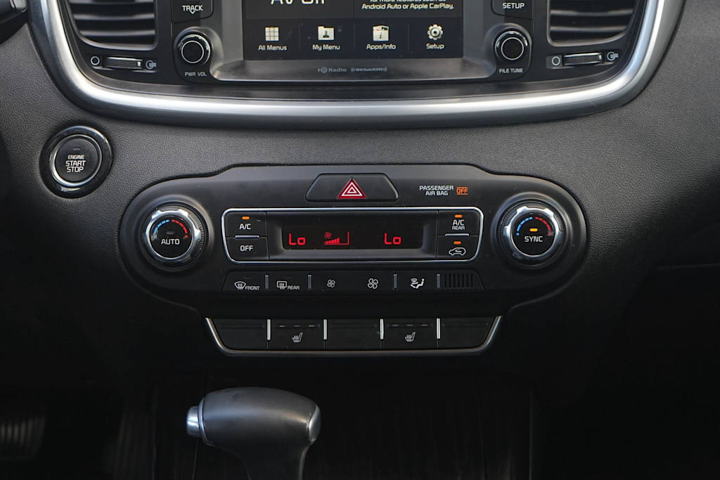 Thumbnail: 2019 Kia Sorento - 24